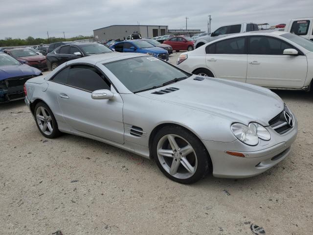 WDBSK75F86F110372 - 2006 MERCEDES-BENZ SL 500 SILVER photo 4