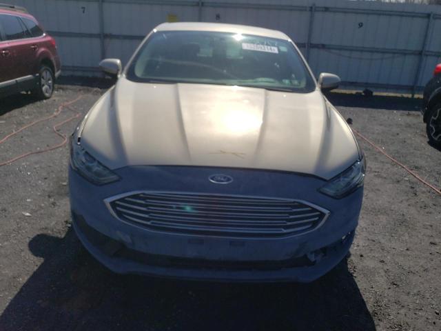 3FA6P0HD8JR128717 - 2018 FORD FUSION SE SILVER photo 5