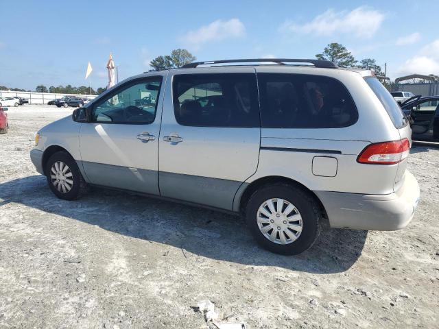 4T3ZF13C12U475835 - 2002 TOYOTA SIENNA LE SILVER photo 2