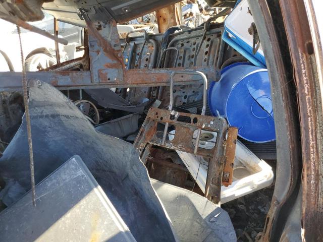 JN8DR09Y21W579530 - 2001 NISSAN PATHFINDER LE 烧焦的 照片 10