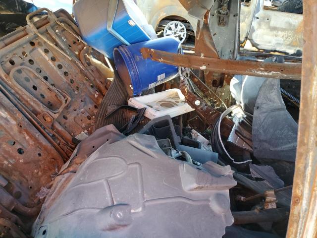 JN8DR09Y21W579530 - 2001 NISSAN PATHFINDER LE 烧焦的 照片 11