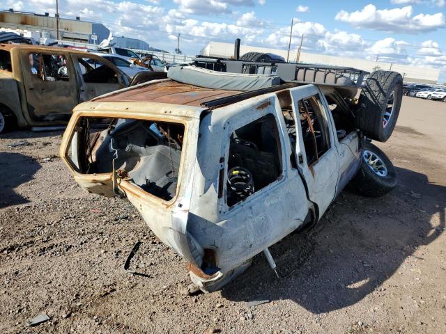 JN8DR09Y21W579530 - 2001 NISSAN PATHFINDER LE 烧焦的 照片 3