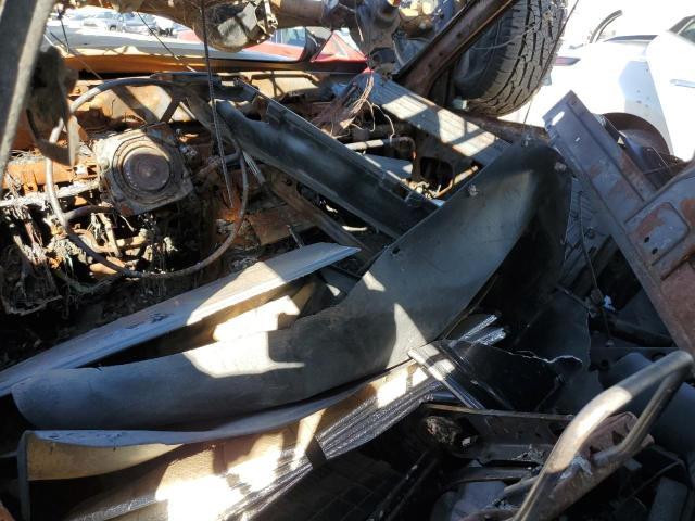 JN8DR09Y21W579530 - 2001 NISSAN PATHFINDER LE 烧焦的 照片 8