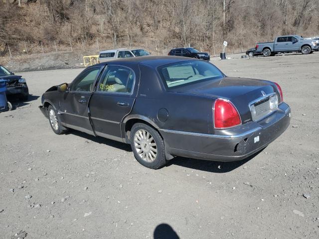 1LNHM81W55Y652366 - 2005 LINCOLN TOWN CAR SIGNATURE GRAY photo 2