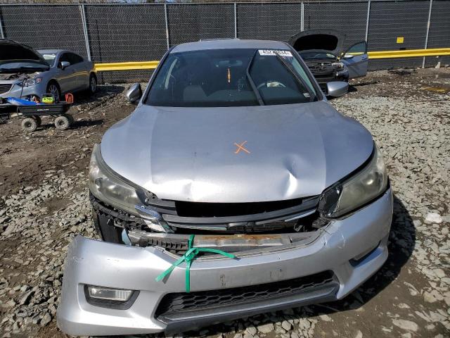 1HGCR2F58DA134385 - 2013 HONDA ACCORD SPORT SILVER photo 5