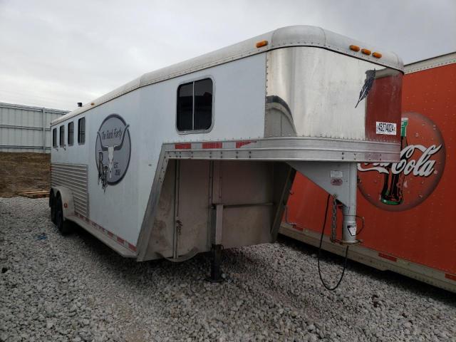 2002 FEATHERLITE MFG INC HORSETRAIL, 