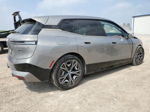 WB523CF00PCM77427 - 2023 BMW IX XDRIVE50 GRAY photo 3
