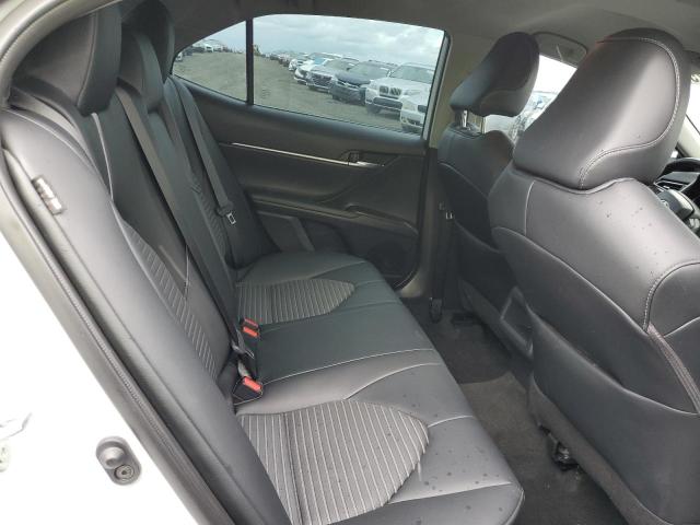 4T1T11AK3PU141272 - 2023 TOYOTA CAMRY SE NIGHT SHADE WHITE photo 10