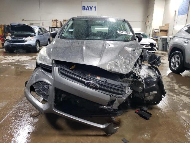 1FMCU0F75EUC17352 - 2014 FORD ESCAPE S GRAY photo 5