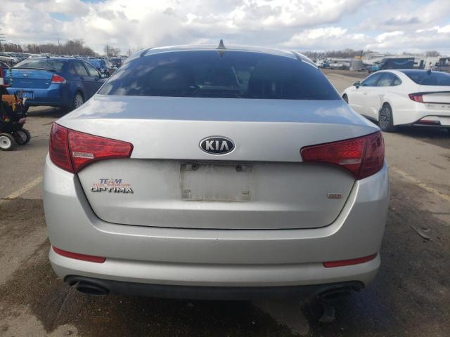 5XXGM4A74DG201975 - 2013 KIA OPTIMA LX SILVER photo 6