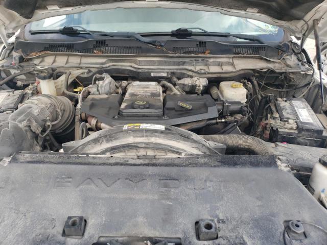 3C6UR5CL1JG202103 - 2018 RAM 2500 ST WHITE photo 11