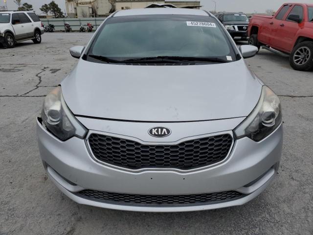 KNAFX4A66F5429488 - 2015 KIA FORTE LX SILVER photo 5