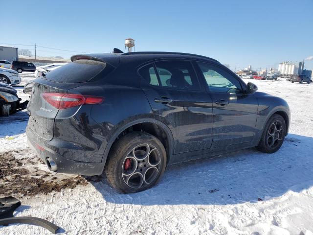 ZASFAKNN4J7C05084 - 2018 ALFA ROMEO STELVIO TI SPORT BLACK photo 3