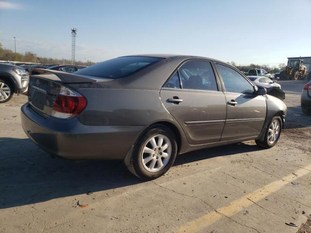 4T1BE32K25U946557 - 2005 TOYOTA CAMRY LE GRAY photo 3