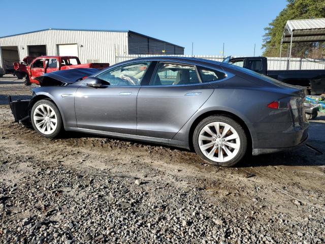 5YJSA1E10GF136220 - 2016 TESLA MODEL S GRAY photo 2