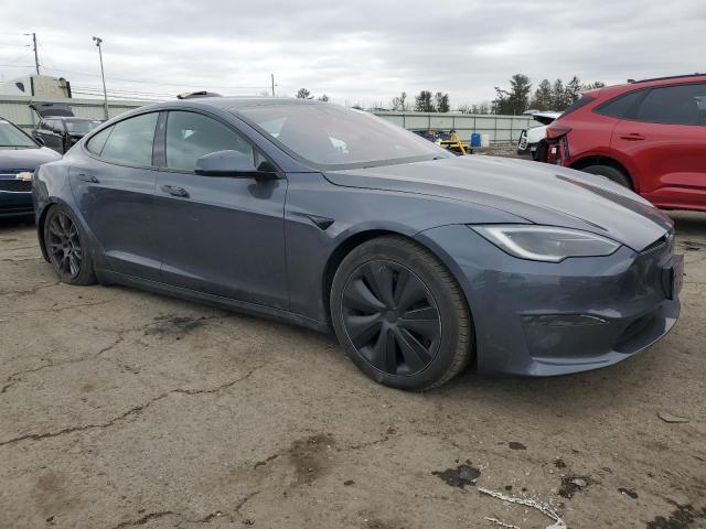 5YJSA1E57NF478893 - 2022 TESLA MODEL S GRAY photo 4
