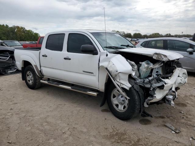 5TFJU4GN2BX004353 - 2011 TOYOTA TACOMA DOUBLE CAB PRERUNNER WHITE photo 4