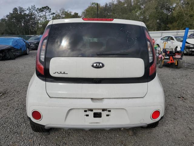 KNDJP3A52K7665648 - 2019 KIA SOUL + WHITE photo 6