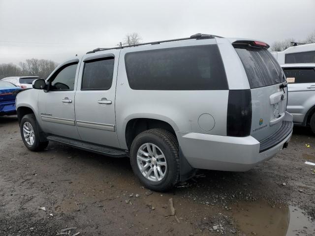 1GNSKJE75DR212061 - 2013 CHEVROLET SUBURBAN K1500 LT SILVER photo 2