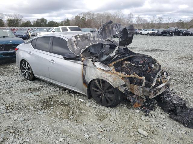 1N4BL4CV2KN319460 - 2019 NISSAN ALTIMA SR SILVER photo 4