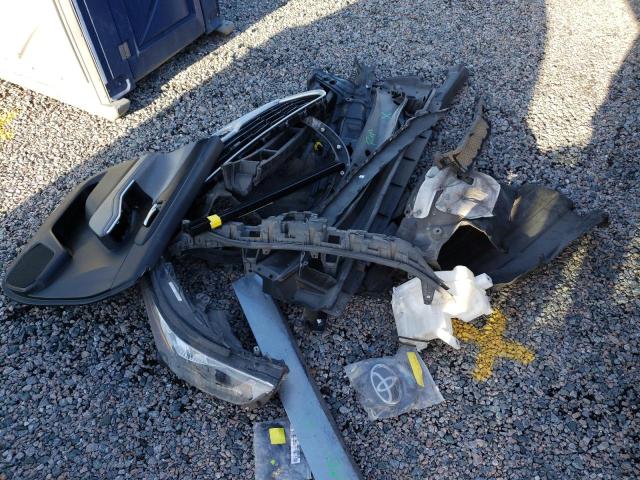 5TDGZRAHXLS008976 - 2020 TOYOTA HIGHLANDER XLE SILVER photo 13