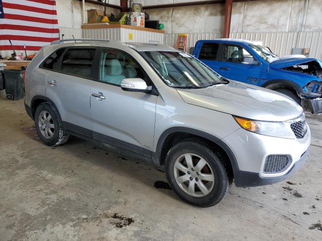 5XYKTDA29DG402817 - 2013 KIA SORENTO LX SILVER photo 4