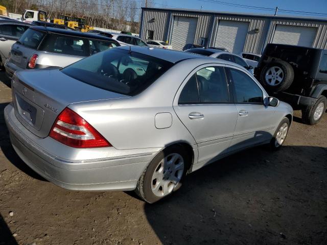 WDBRF92H66F798232 - 2006 MERCEDES-BENZ 280-CLASS 280 4MATIC SILVER photo 3