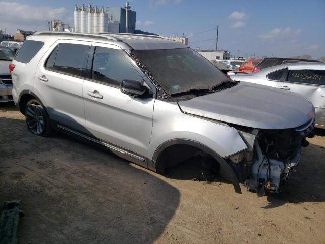 1FM5K7D88HGA37756 - 2017 FORD EXPLORER XLT SILVER photo 4