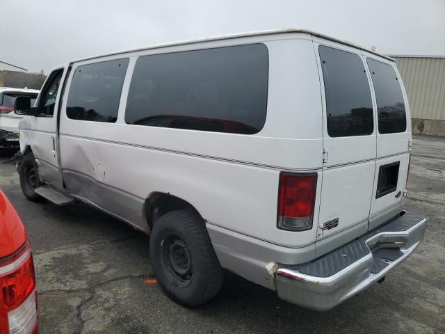 1FMRE11L13HA93359 - 2003 FORD ECONOLINE E150 WAGON WHITE photo 2