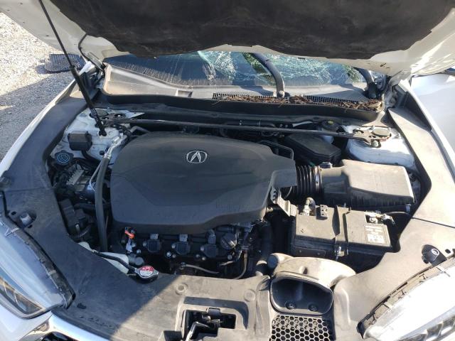 19UUB3F36JA002153 - 2018 ACURA TLX WHITE photo 11