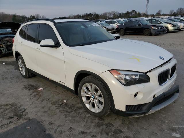 WBAVL1C55EVY19958 - 2014 BMW X1 XDRIVE28I WHITE photo 4