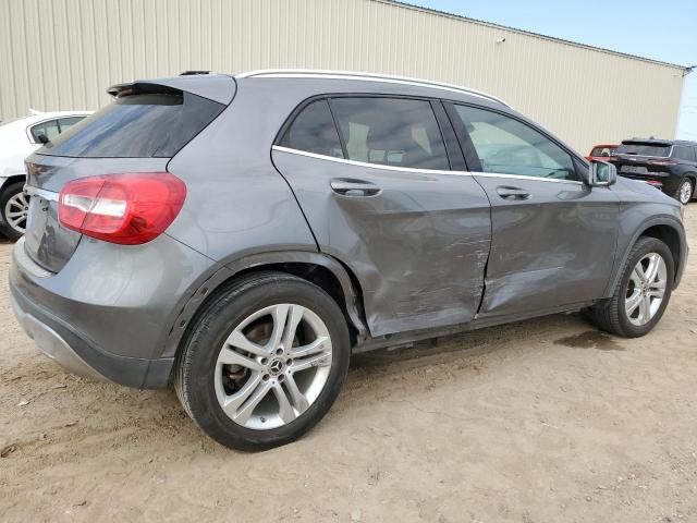 WDCTG4EB0JJ423337 - 2018 MERCEDES-BENZ GLA 250 GRAY photo 3