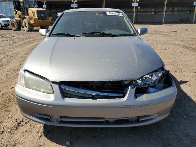 4T1BF28K5YU094093 - 2000 TOYOTA CAMRY LE GRAY photo 5