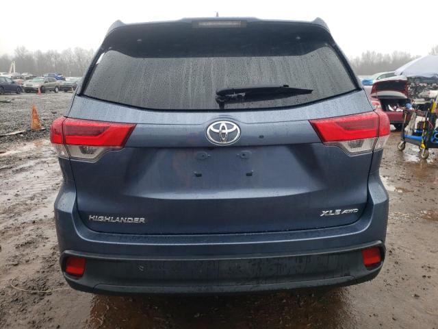 5TDJZRFH4KS937042 - 2019 TOYOTA HIGHLANDER SE GRAY photo 6