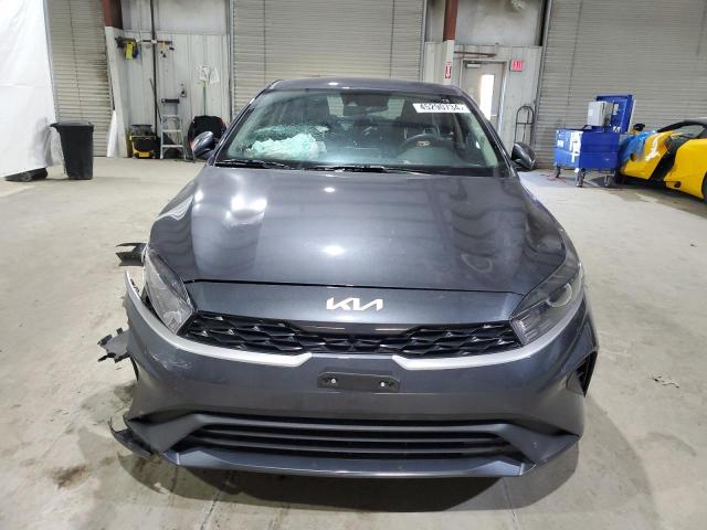 3KPF24AD2PE601828 - 2023 KIA FORTE LX CHARCOAL photo 5