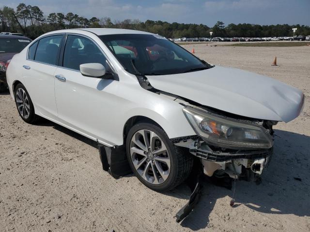 1HGCR2F5XFA248858 - 2015 HONDA ACCORD SPORT WHITE photo 4