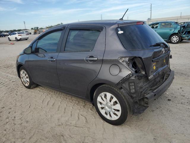 VNKKTUD37FA027704 - 2015 TOYOTA YARIS GRAY photo 2