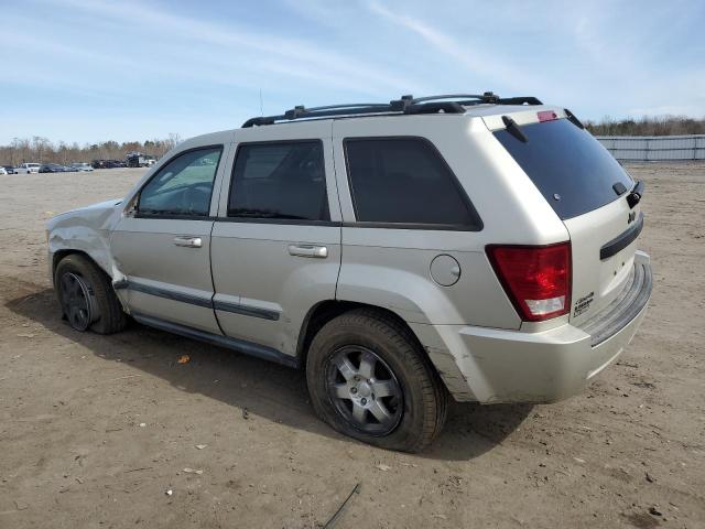 1J8GR48KX8C173447 - 2008 JEEP GRAND CHER LAREDO SILVER photo 2