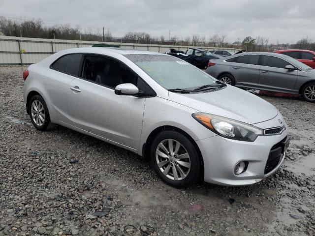 KNAFX6A89E5219379 - 2014 KIA FORTE EX GRAY photo 4