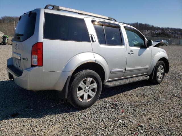 5N1AR18W05C727312 - 2005 NISSAN PATHFINDER LE 银色 照片 3