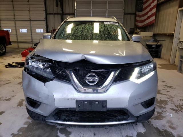 KNMAT2MTXFP519374 - 2015 NISSAN ROGUE S SILVER photo 5
