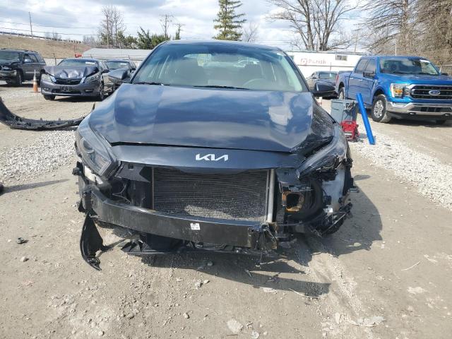 3KPF24AD7PE529010 - 2023 KIA FORTE LX GRAY photo 5