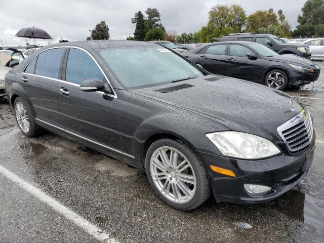 WDDNG71X29A252366 - 2009 MERCEDES-BENZ S 550 BLACK photo 4