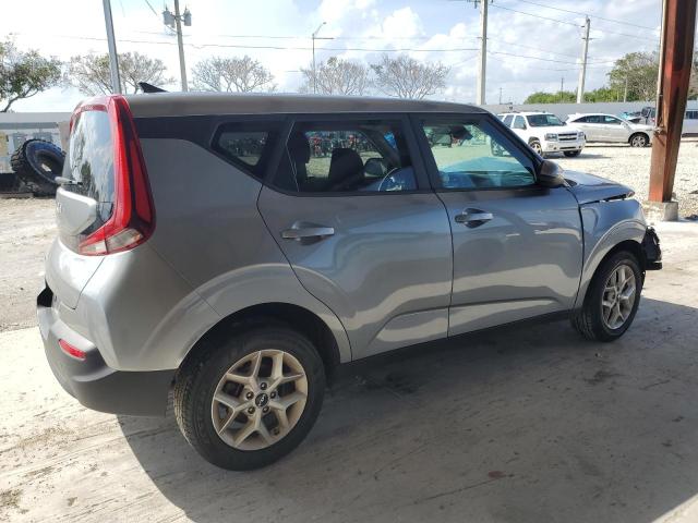 KNDJ23AU5N7814516 - 2022 KIA SOUL LX SILVER photo 3