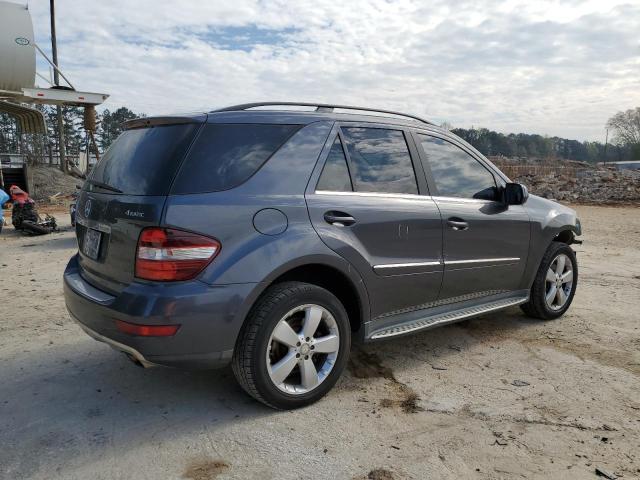 4JGBB8GB0AA619228 - 2010 MERCEDES-BENZ ML 350 4MATIC BLACK photo 3