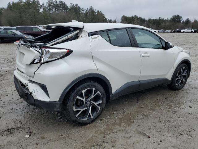 NMTKHMBX2JR020668 - 2018 TOYOTA C-HR XLE WHITE photo 3