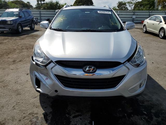 KM8JU3AC7AU102730 - 2010 HYUNDAI TUCSON GLS WHITE photo 5