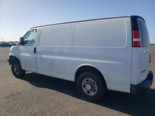 1GCWGAFP3K1332852 - 2019 CHEVROLET EXPRESS G2 WHITE photo 2