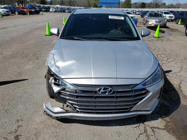 5NPD74LF1KH476509 - 2019 HYUNDAI ELANTRA SE SILVER photo 5