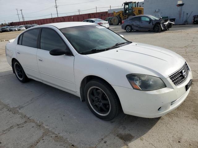 1N4AL11D86N438754 - 2006 NISSAN ALTIMA S WHITE photo 4